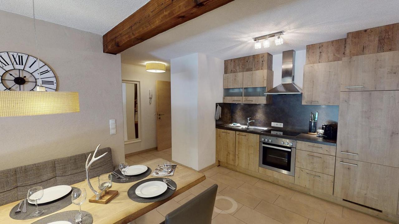 Appartements "Da Zillertaler Und Die Geigerin" Майерхофен Екстериор снимка